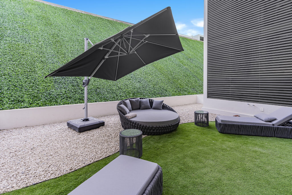 CoraG102_Jardin-2